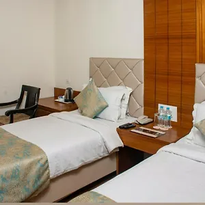 https://hotel-meadows.hotels-varanasi.com