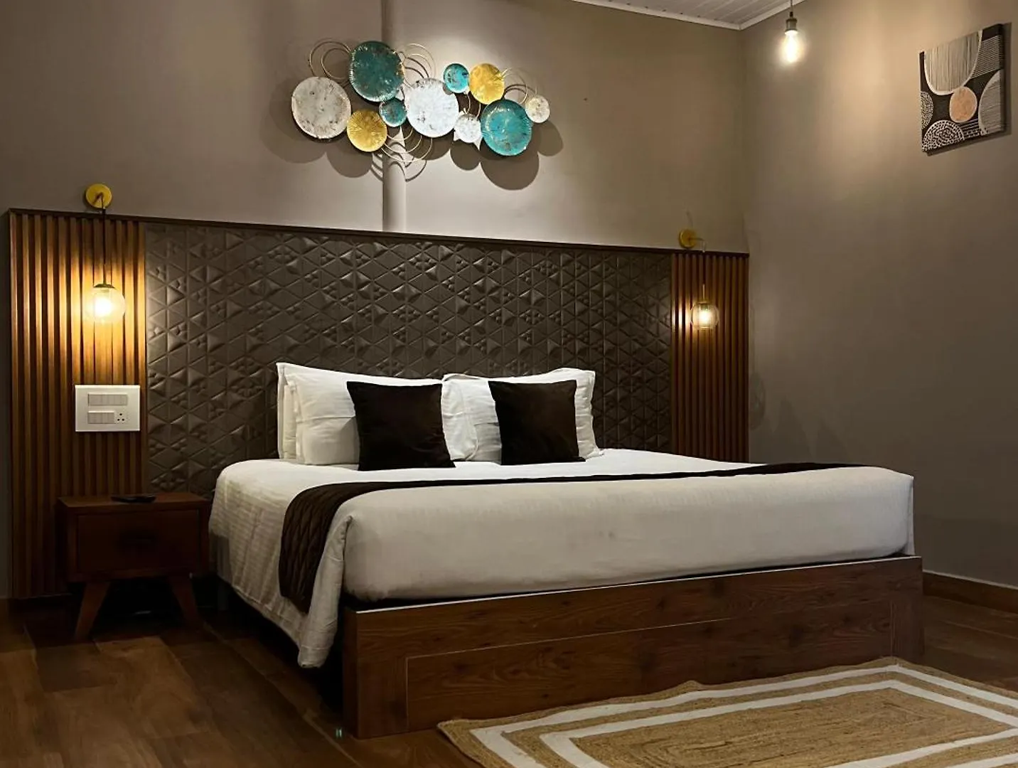 Misty Courtyard Resort Chinnakanal Indien